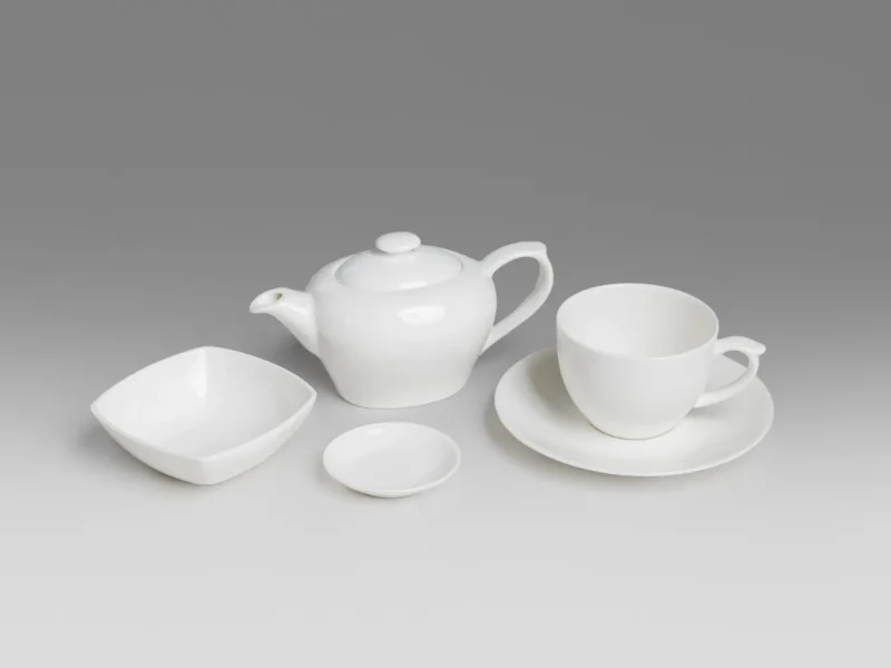 Bone China and porcelain crockery_ Fine bone China for First and Business class Bone China and porcelain crockery_ Fine bone China for First and Business class