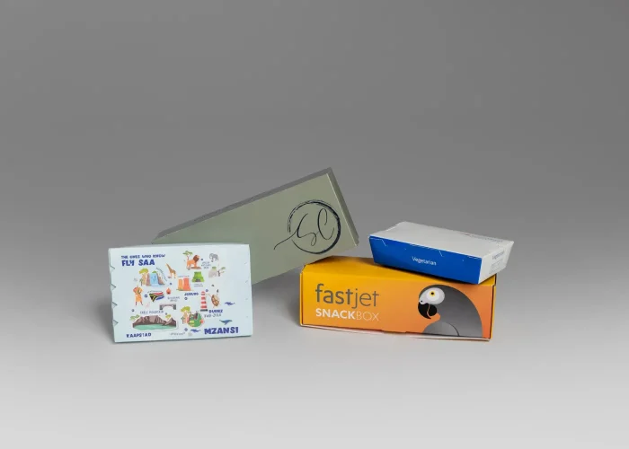 Food packaging_ Custom branded meal boxes